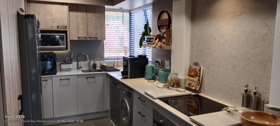 2 Bedroom Property for Sale in Island View Western Cape